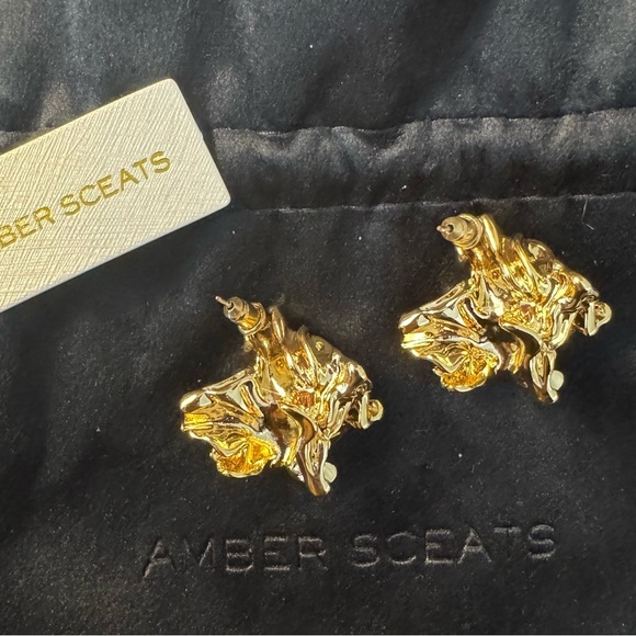 $225 Amber Sceats Reese Earrings 24KT Gold Plated Statement Piece - Picture 6 of 6